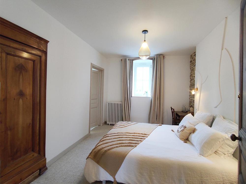 Les Chambres D'Hesperis Pleyben ภายนอก รูปภาพ